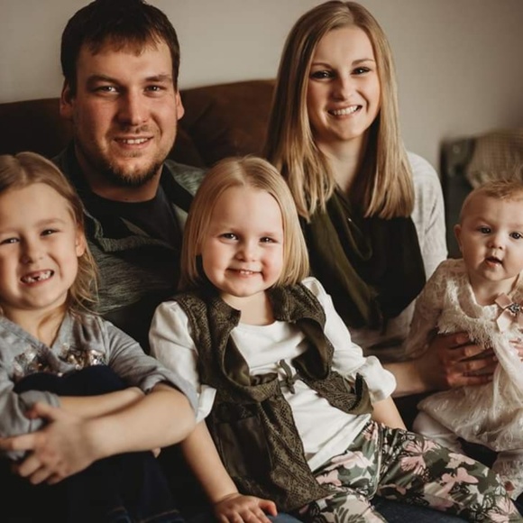 Meet your Posher, Logan - Picture 1 of 1